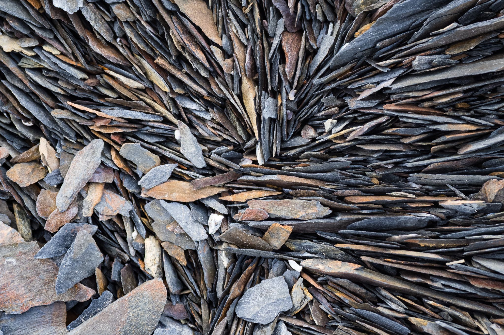 Nur wenige Steine am Eismeer, Norwegen