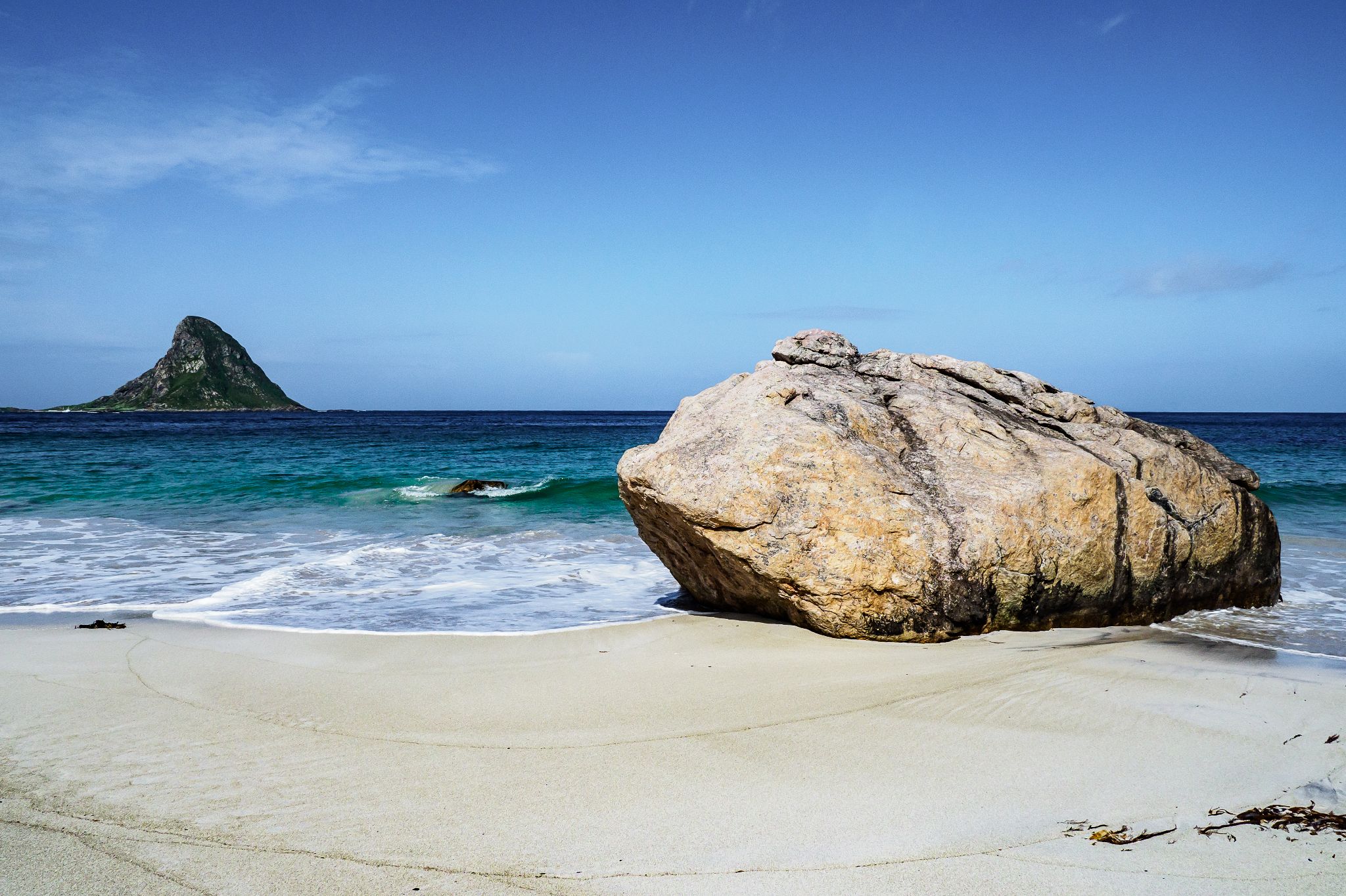 524 220623 1150 J  OLY1662