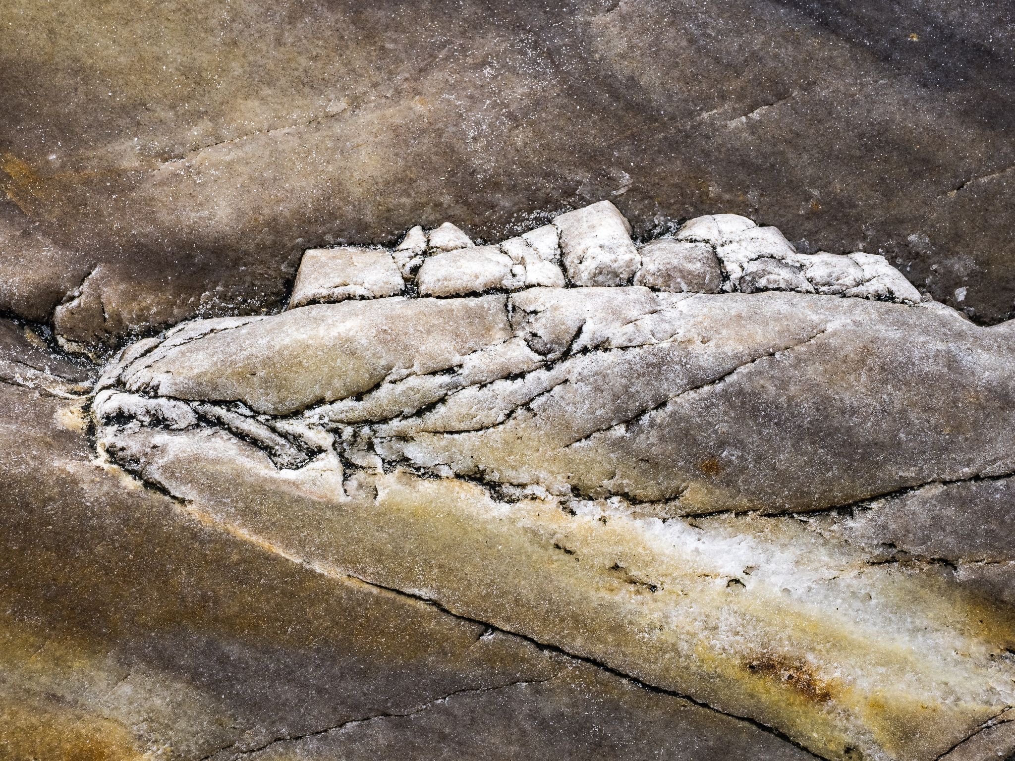 250727 1019 J  2JR0173