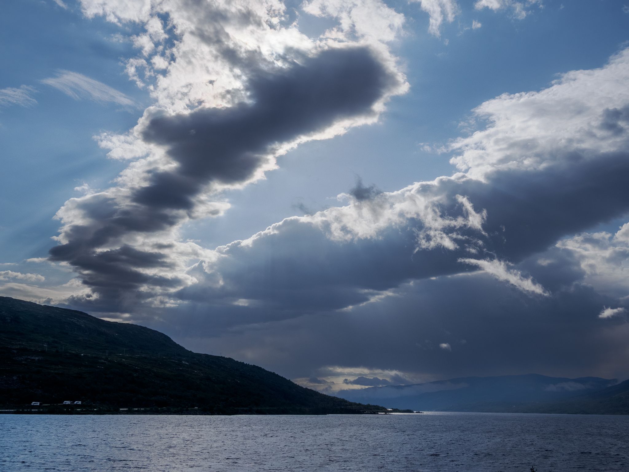 250814 0924 H  2HR0006 HDR